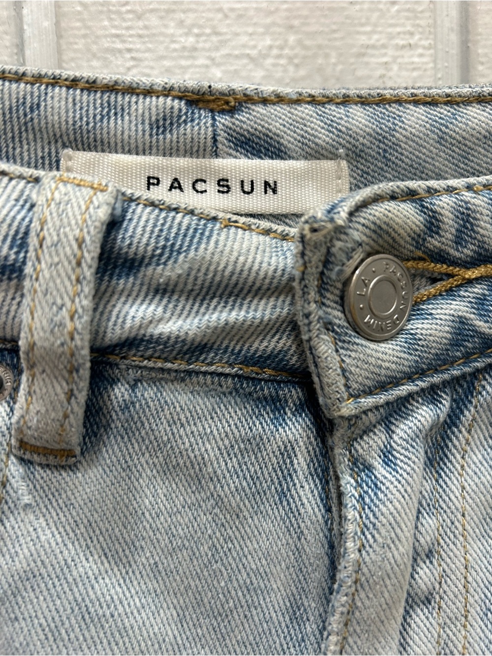 PacSun Light Wash Distressed Denim Cutoff Shorts - Picture 5 of 5
